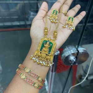 MID HARAM IN GLOSSY FINISH WITH BANGLE COMBO MF2866 9RS.556-10%=RS.500 ONLY)