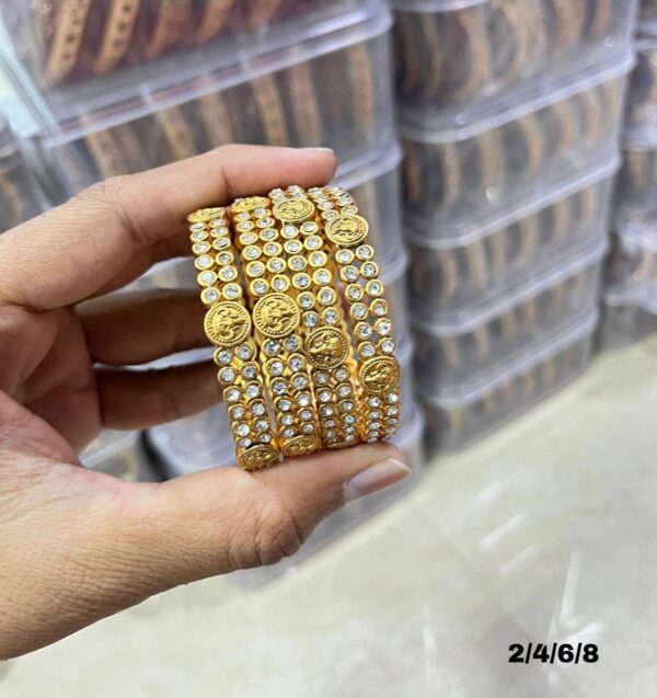 SET OF 4 BANGLE WHITE STONE MF1495