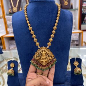 CHETTINADU LONG HARAM IN TRIANGLE PENDANT GREEN BEADS MF2185