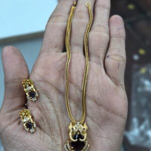 SIMPLE CHAIN WITH ELEPHANT PENDANT WITH MATCHING EARING