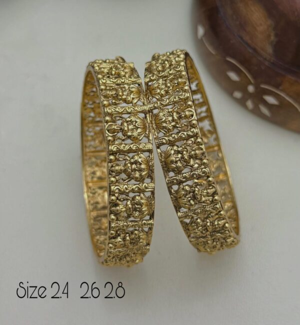 ANTIQUE BANGLE MF3051 RS.278-10%=Rs.250 ONLY