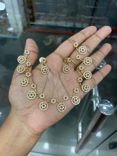 PREMIUM NECKSET IN BUDGET MF3078