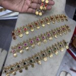 STAR WITH COIN CHOKER IN 3 COLOURS MF3056 - PINK