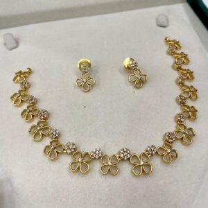 WHITE STONE NECKSET MF3060