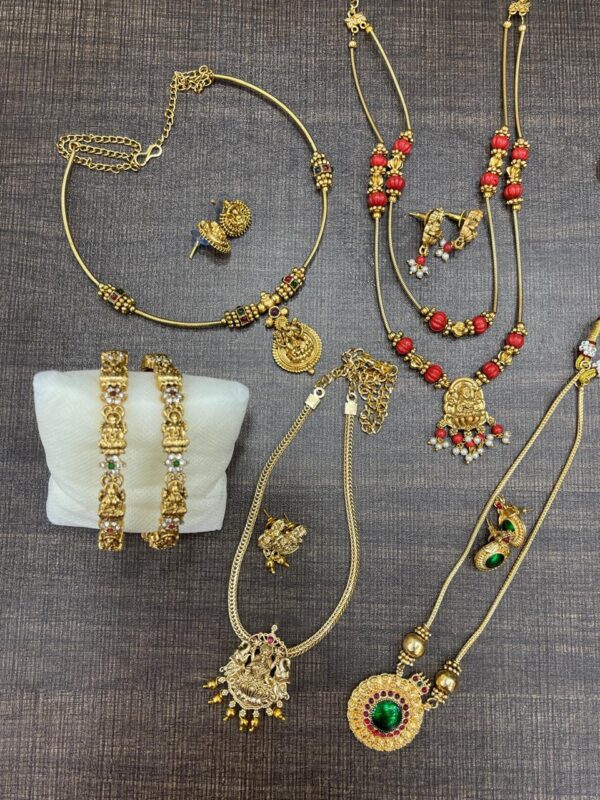 5 IN 1 COMBO MF2242 Rs.1000-10% =Ra.900 ONLY