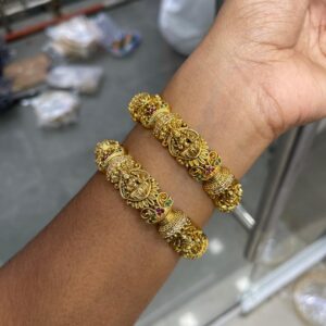 PREMIUM QUALITY BANGLES MF4010