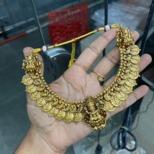ANTIQUE FINISH U SHAPE LAKSHMI NECKSET MF3085