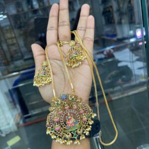 GOLD COPY CHAIN WITH PENDANT ME01