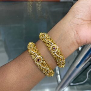 ANTIQUE BANGLE WITHOUT LAKSHMI MF4053