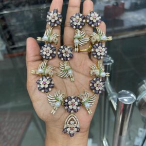 VICTORIA PARROT UNIQUE NECKSET MF4028 / MF4029