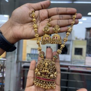 MATTE FINISH NECKSET MF4084