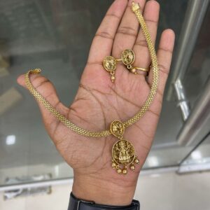 GOLD INSPIRED NECKSET MF4086