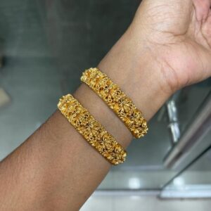 ANTIQUE KADA TYPE BANGLE IN BUDGET RATE MF4085