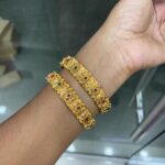 ANTIQUE KADA TYPE BANGLE IN BUDGET RATE MF4085 - 2.6