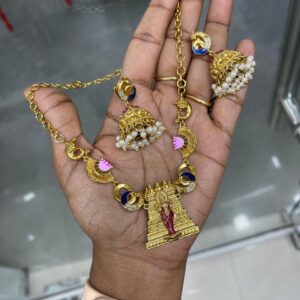 GOPURAM LAKSHMI PENDANT ME04