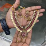 VERY UNIQUE NECKSET MF4088