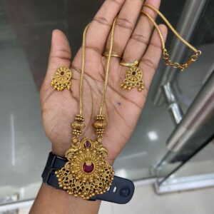 VERY UNIQUE NECKSET MF4088