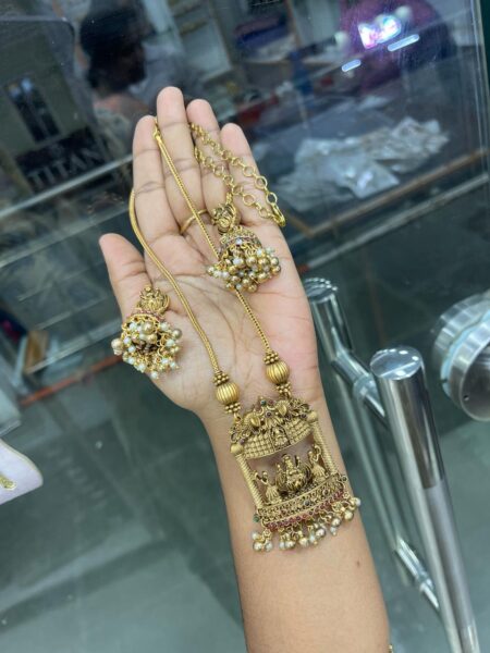 KODI TYPE ANTIQUE PENDANT MF4066