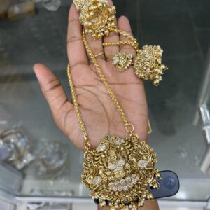 LONG CHAIN WITH 3D PENDANT GOLD INSPIRED MF4095