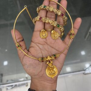 FLEXIBLE ATTIGAI WITH FREE BANGLE MF0100