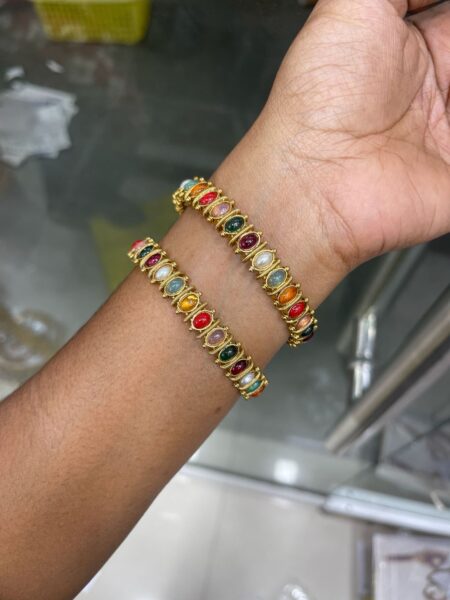 NEW LAUNCH SELECTIVE BANGLE MF4099