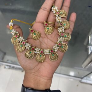 UNIQUE NECKSET MF5023