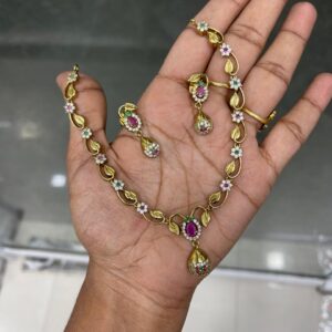 STOCK CLEARANCE PRICE IN GOLD REPLICA NECKSET MF5019