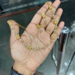 DIAMOND NECKSET MF5058