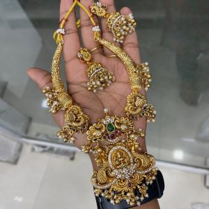 UNIQUE PIECE NECKSET COLLECTIONS MF5043-8