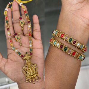 New LAUNCHING NECKSET WITH BANGLE COMBO MF5076