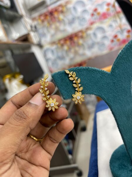 EAR CUFF MODELS MF5091