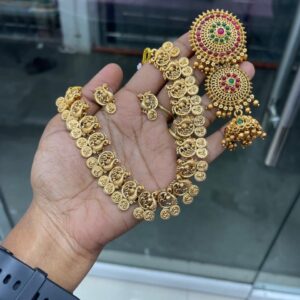 NECKSET WITH JADA MF5069