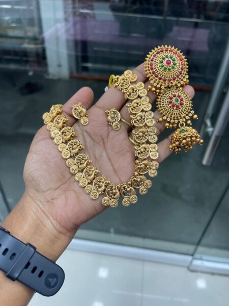 NECKSET WITH JADA MF5069