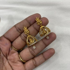 GOLD REPLICA EARING MF5102