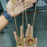 2 MID HARAM WITH MATCHING EARING MF5127