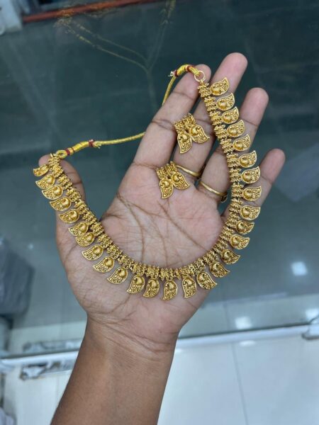 UNIQUE NECKSET MF5136 WITHOUT STONE MANGO DESIGN