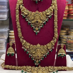SEMI BRIDAL IN ANTIQUE