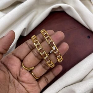ORIGINAL GOLD REPLICA BANGLE MF5212 ( KINDLY MENTION YOUR SIZE IN CUSTOMER NOTE)