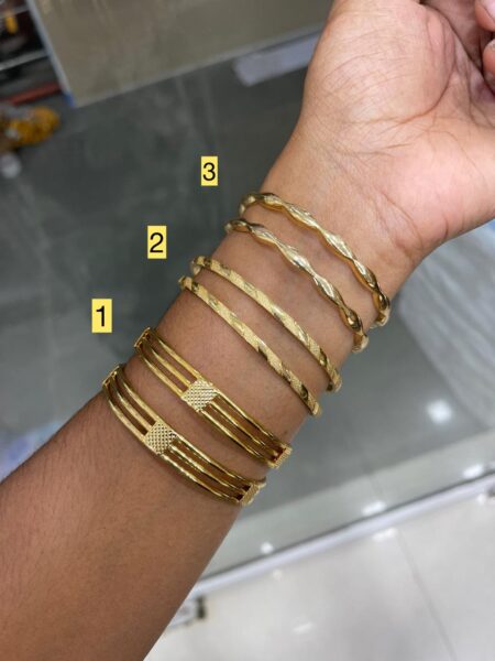 REGULAR WEAR IN ORIGINAL GOLD LOOK BANGLE MF5189