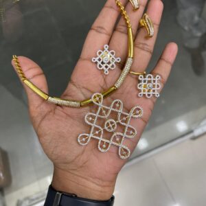 ATTIGAI WITH REMOVABLE PENDANE 2 pair EARING MF5167