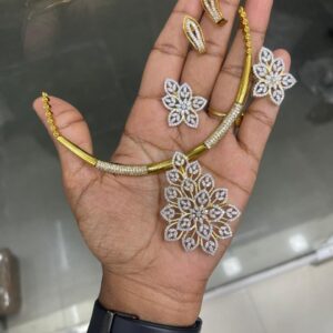ATTIGAI WITH REMOVABLE PENDANE 2 pair EARING MF5167/ MF5176