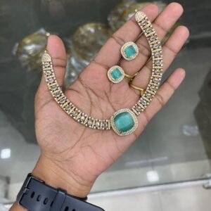 GRAND NECKSET MF5238