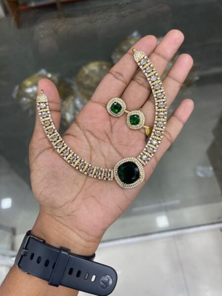 GRAND NECKSET MF5238