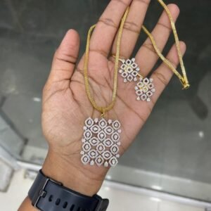 GOLD OR DIAMOND REPLICA DOLLAR CHAIN MF5214