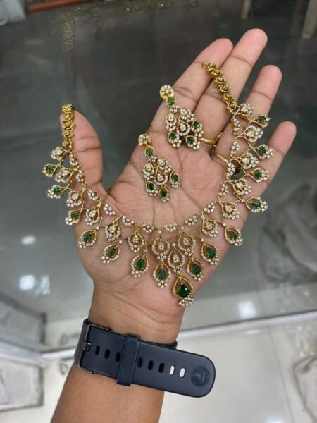 AD STONE GOLD REPLICA NECKSET MF5231