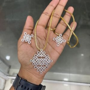 GOLD OR DIAMOND REPLICA DOLLAR CHAIN MF5214