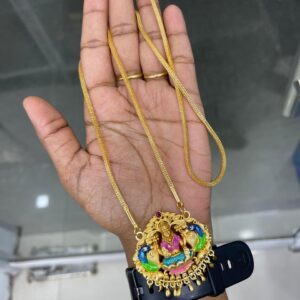 PAINTED DOLLAR CHAIN WITH 3D PENDANT MF5261