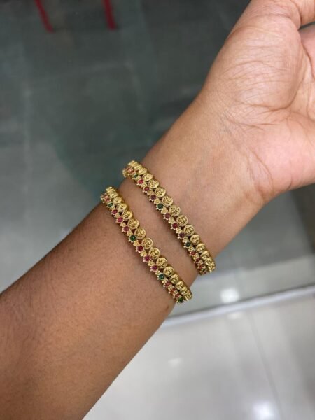 BANGLE COLLECTION MF5252 ( SIZE MENTION IN CUSTOMER NOTE)