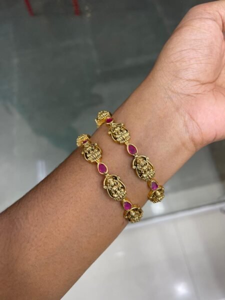 BANGLE COLLECTION MF5252 ( SIZE MENTION IN CUSTOMER NOTE)