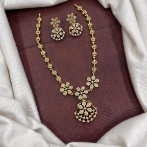 WHOLESALE RATE FOR GOLD DIAMOND REPLICA MFE006 (INV)- STAR HANGING